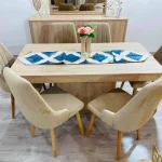 Salle à manger modèle élémentaire avec 6 chaises capitonnées et une table en MDF stratifié forme rectangulaire