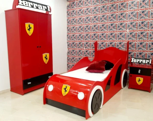 chambre d'enfant design ferrari couleur rouge et noire