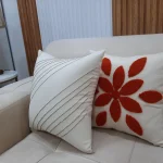 coussin décoratif brodé main