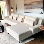 salon de coin canapé d'angle moderne tissu velours modèle Vegas pieds en acier noir peinture epoxy