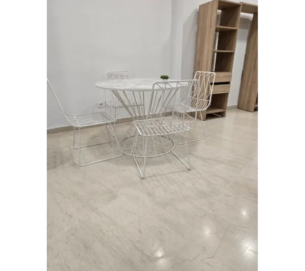 salle à manger plateau mdf socle métallique Tunisie